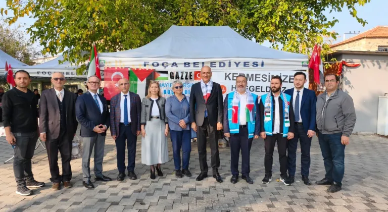 FOÇA'DA GAZZE İÇİN YARDIM KERMESİ DÜZENLENDİ