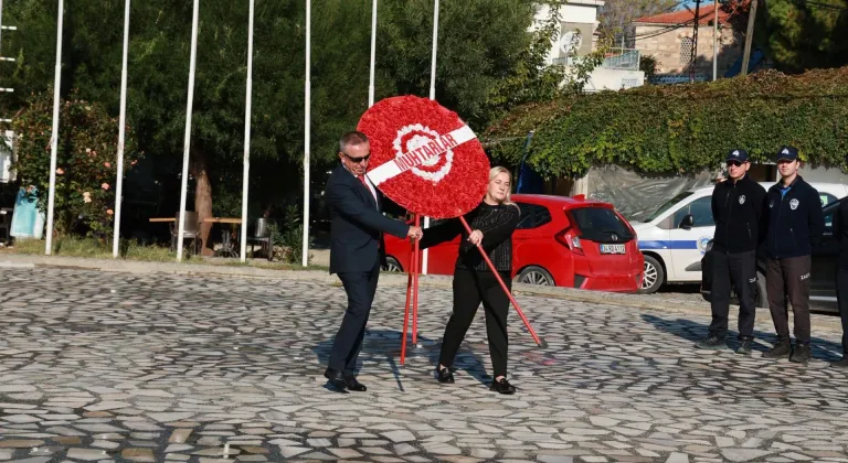 FOÇA'DA MUHTARLAR GÜNÜ KUTLANDI