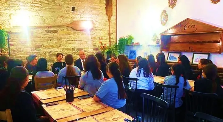FOÇA KAYMAKAMLIĞINDAN HAYATA GÜLÜMSE PROJESİ