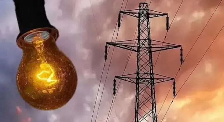 FOÇALILAR ELEKTRİK KESİNTİSİNE İSYAN ETTİ