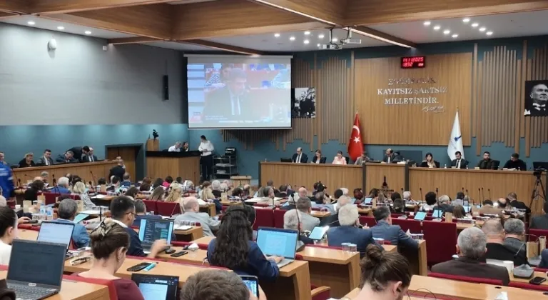 İBB'DE FOÇA BELEDİYESİ'NİN 2026 BÜTÇESİ OY BİRLİĞİ İLE KABUL EDİLDİ